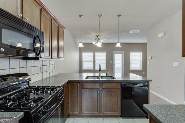 1043 Nightfall Court NW, Suwanee, GA 30024