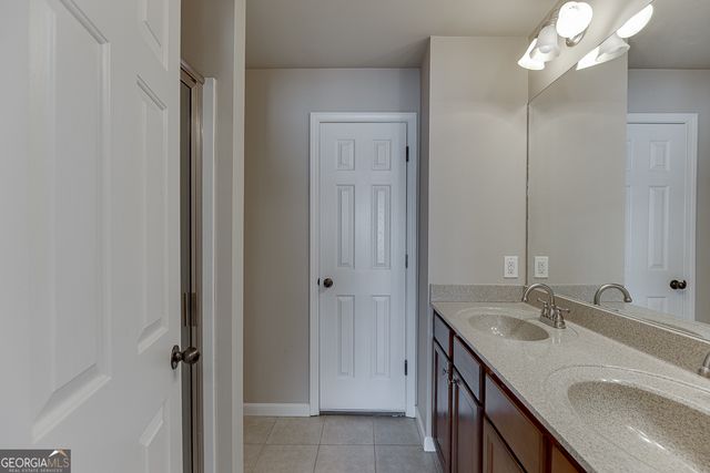 1043 Nightfall Court NW, Suwanee, GA 30024