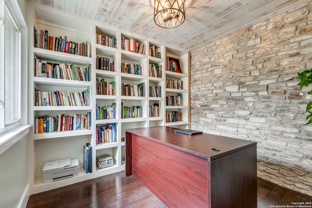 6122 Forest Court, San Antonio, TX 78240