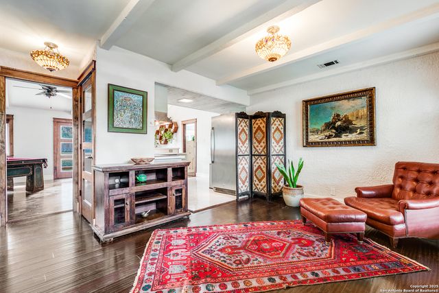 6122 Forest Court, San Antonio, TX 78240