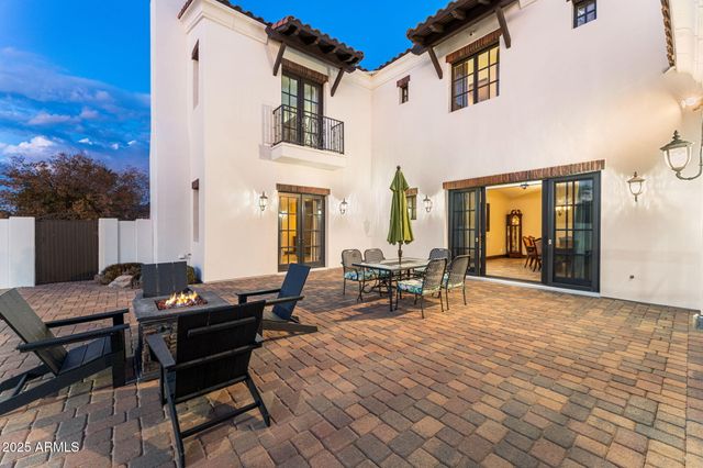 10125 E CORTEZ Drive, Scottsdale, AZ 85260