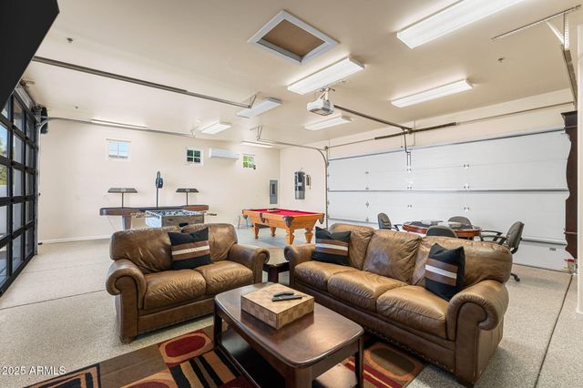 10125 E CORTEZ Drive, Scottsdale, AZ 85260