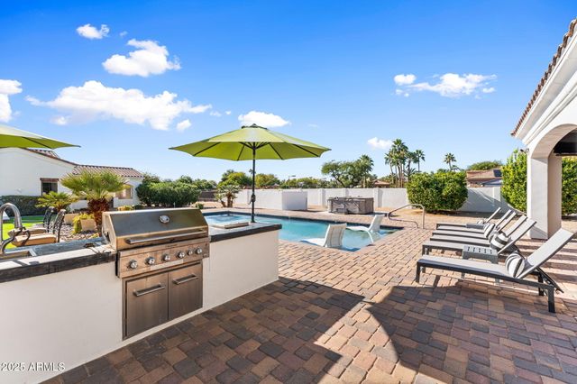 10125 E CORTEZ Drive, Scottsdale, AZ 85260