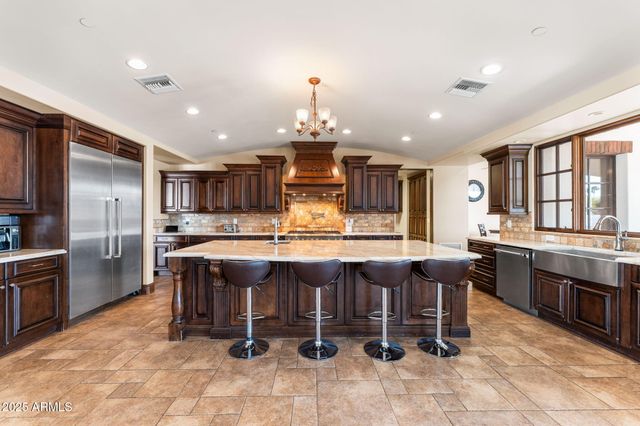 10125 E CORTEZ Drive, Scottsdale, AZ 85260