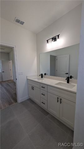 9298 N Akola Way, Citrus Springs, FL 34434