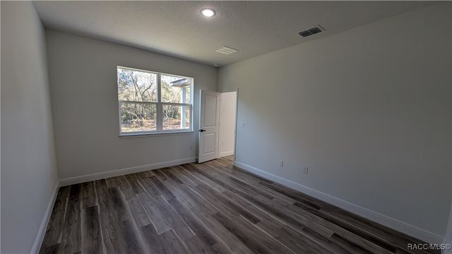 9298 N Akola Way, Citrus Springs, FL 34434