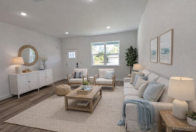 9298 N Akola Way, Citrus Springs, FL 34434