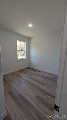 9298 N Akola Way, Citrus Springs, FL 34434