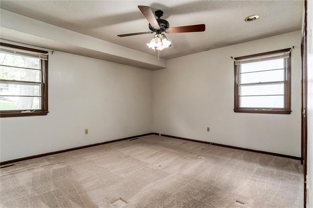 10700 Wenzel Avenue, Kansas City, MO 64137