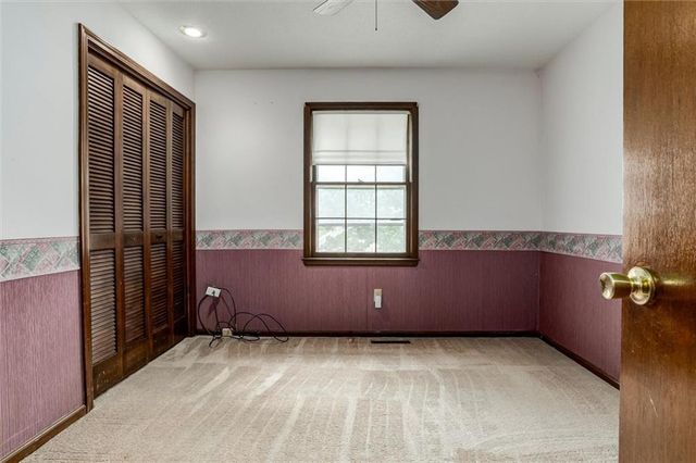 10700 Wenzel Avenue, Kansas City, MO 64137