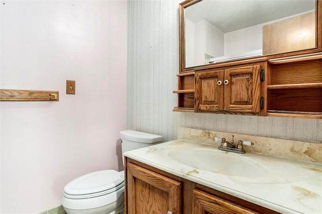 10700 Wenzel Avenue, Kansas City, MO 64137