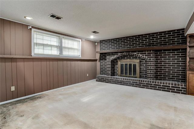10700 Wenzel Avenue, Kansas City, MO 64137