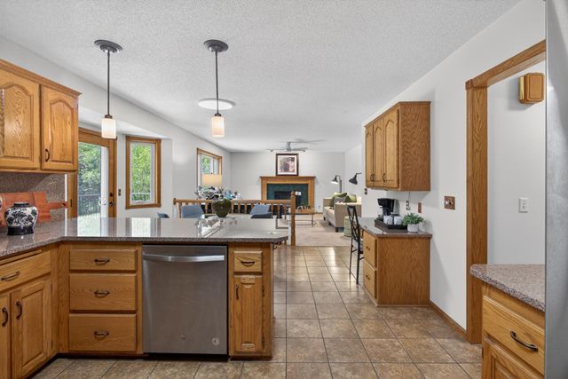 3057 Walter Street, Maplewood, MN 55109