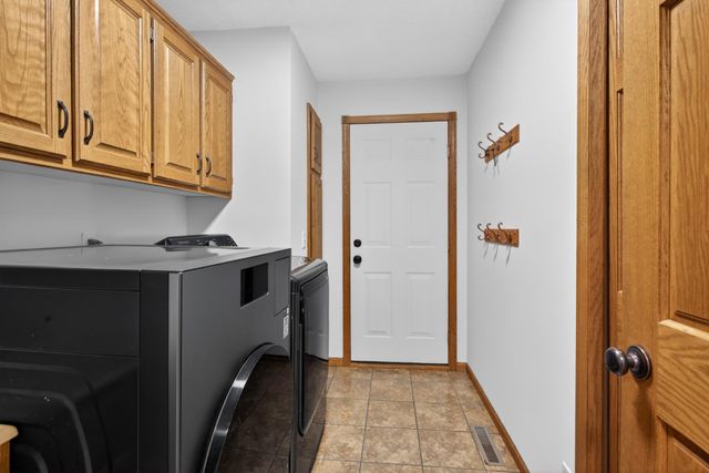 3057 Walter Street, Maplewood, MN 55109