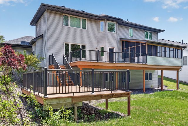 3057 Walter Street, Maplewood, MN 55109