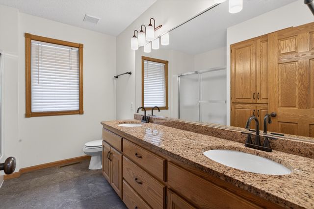 3057 Walter Street, Maplewood, MN 55109