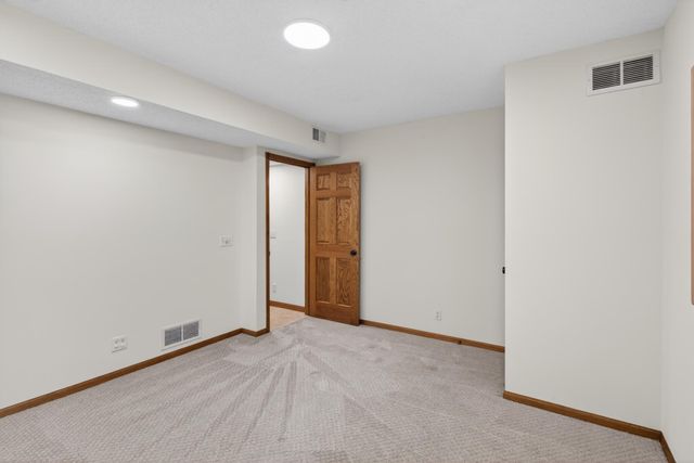 3057 Walter Street, Maplewood, MN 55109