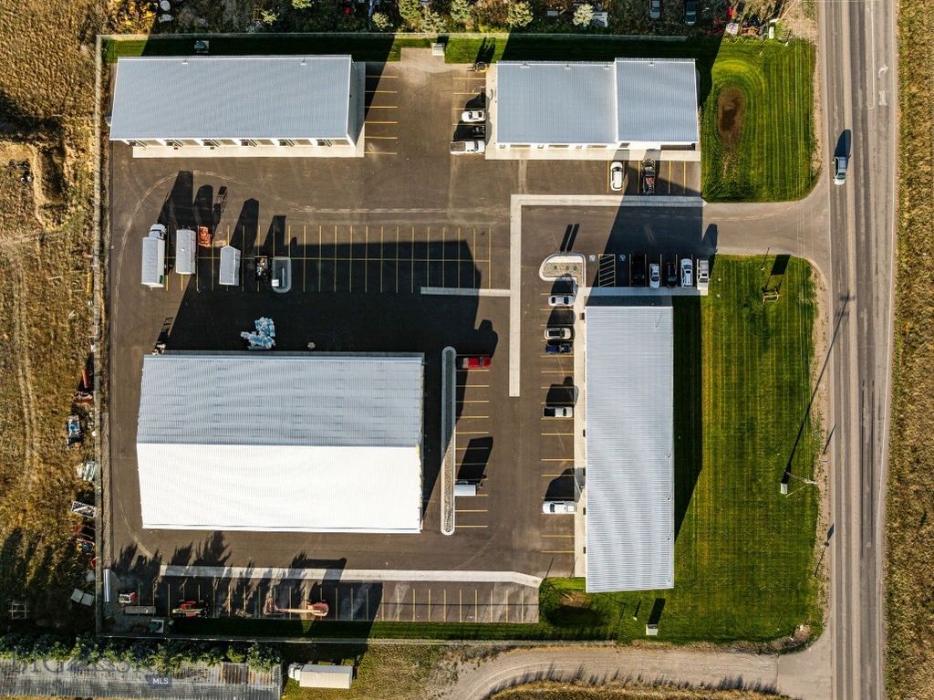 1828 Amsterdam Road 408, Belgrade, MT 59714 photo 3