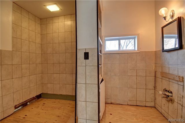 38 Brayton Street, Buffalo, NY 14213