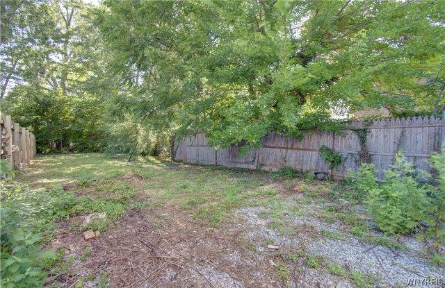 38 Brayton Street, Buffalo, NY 14213