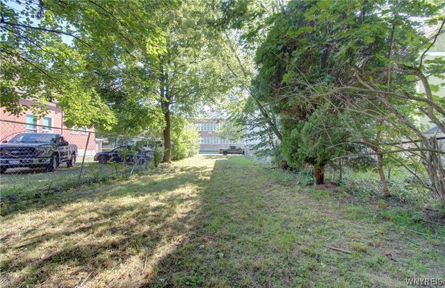 38 Brayton Street, Buffalo, NY 14213