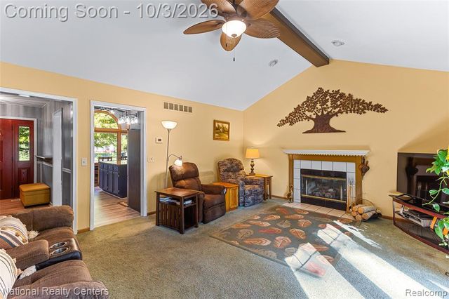 19998 Purlingbrook Street, Livonia, MI 48152