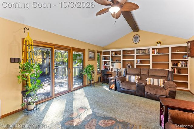 19998 Purlingbrook Street, Livonia, MI 48152