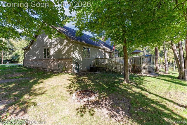 19998 Purlingbrook Street, Livonia, MI 48152