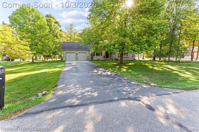 19998 Purlingbrook Street, Livonia, MI 48152
