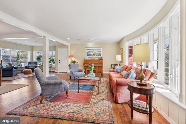 5805 MARBURY, Bethesda, MD 20816