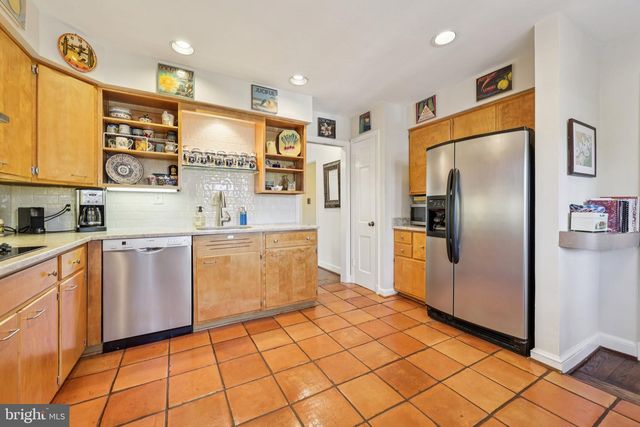 5805 MARBURY, Bethesda, MD 20816