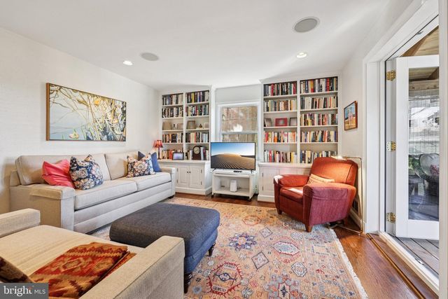 5805 MARBURY, Bethesda, MD 20816