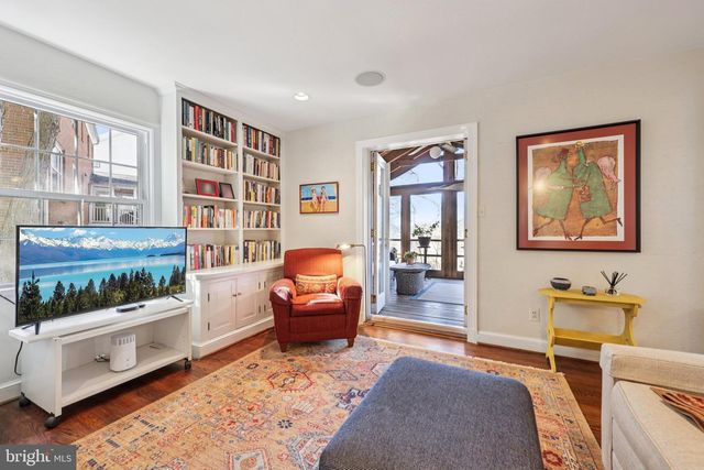 5805 MARBURY, Bethesda, MD 20816