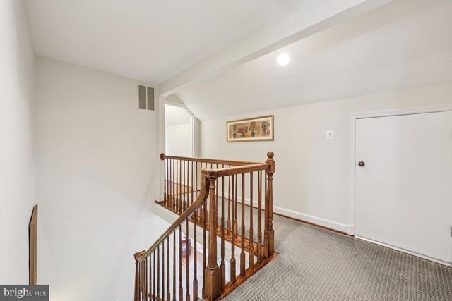 5805 MARBURY, Bethesda, MD 20816