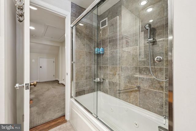 5805 MARBURY, Bethesda, MD 20816