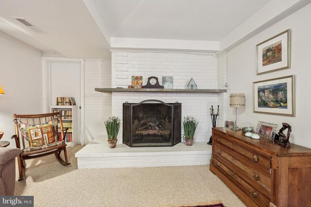 5805 MARBURY, Bethesda, MD 20816