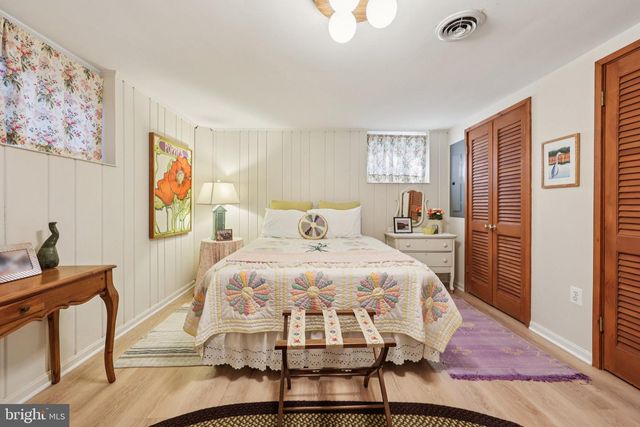 5805 MARBURY, Bethesda, MD 20816