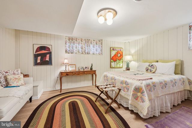 5805 MARBURY, Bethesda, MD 20816