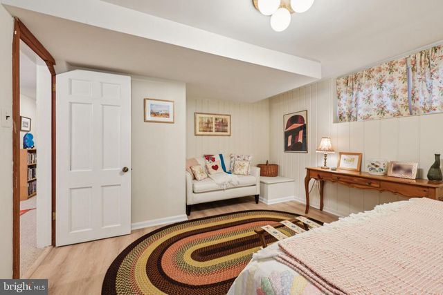 5805 MARBURY, Bethesda, MD 20816