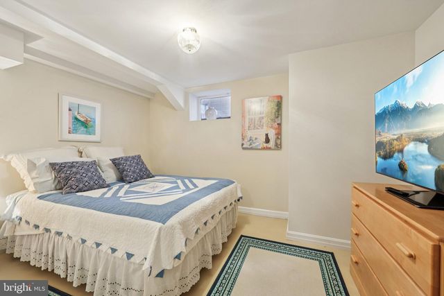 5805 MARBURY, Bethesda, MD 20816