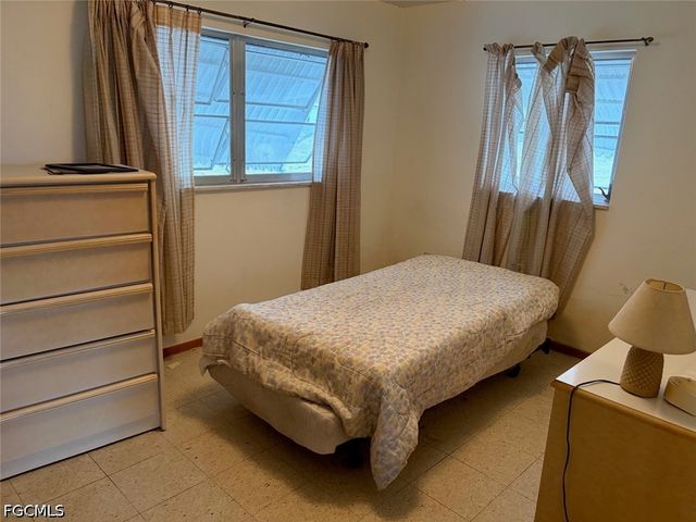 301 Rushmore AVE N, Lehigh Acres, FL 33936