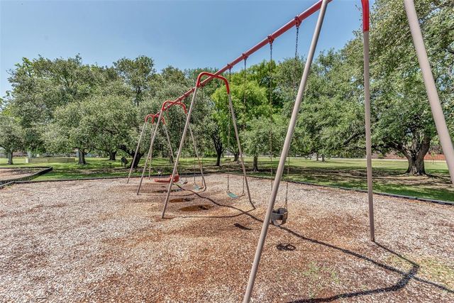1865 El Mar Lane, Seabrook, TX 77586
