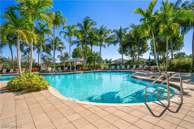 6526 Monterey PT 102, Naples, FL 34105