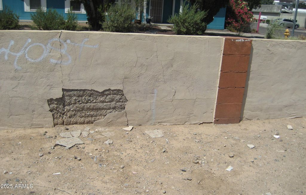 2105 W ELM Street 1 & 3, Phoenix, AZ 85015 — photo 3
