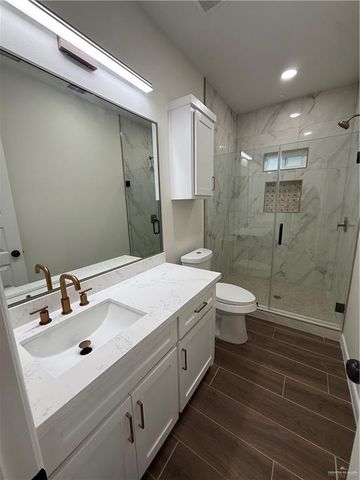 1301 Woodlands Trail 3, Pharr, TX 78577