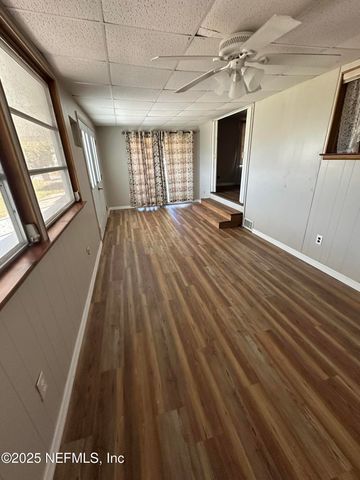 213 ALABAMA Street, Crescent City, FL 32112