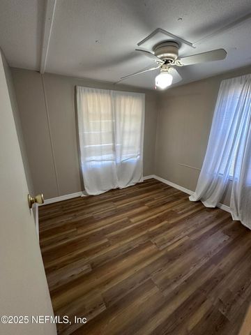 213 ALABAMA Street, Crescent City, FL 32112