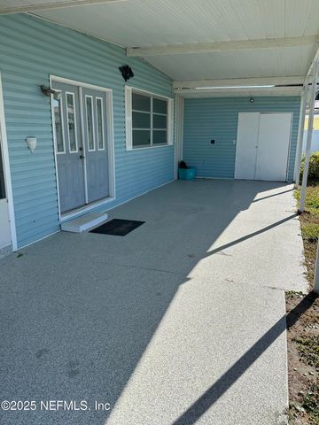213 ALABAMA Street, Crescent City, FL 32112