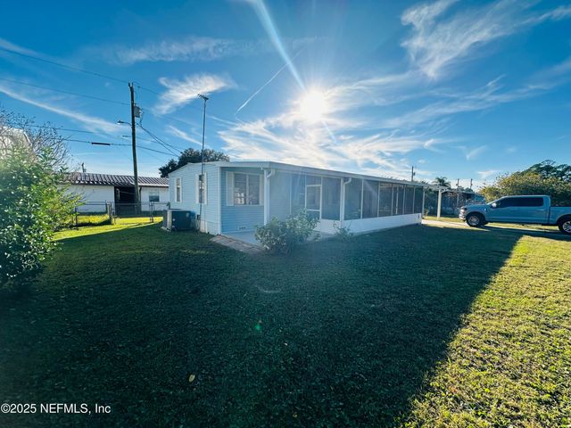 213 ALABAMA Street, Crescent City, FL 32112