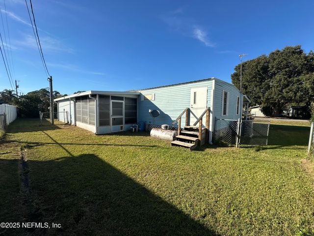213 ALABAMA Street, Crescent City, FL 32112